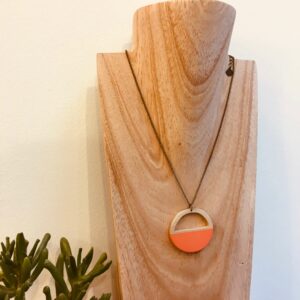 collier Eclipse Rootsabaga bois corail